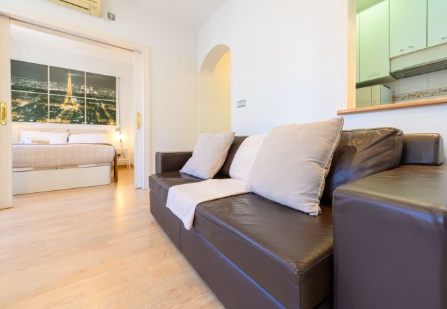 Apartment in Madrid - M (SBE282) Encanto y comodidad en el corazón de M Apartment in Madrid - M (SBE282) Encanto y comodidad en el corazón de M