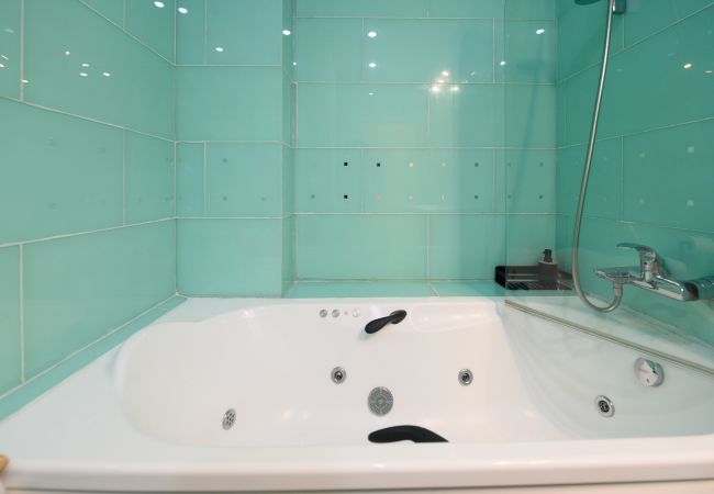 Apartment in Madrid - M (SBE282) Encanto y comodidad en el corazón de M Apartment in Madrid - M (SBE282) Encanto y comodidad en el corazón de M