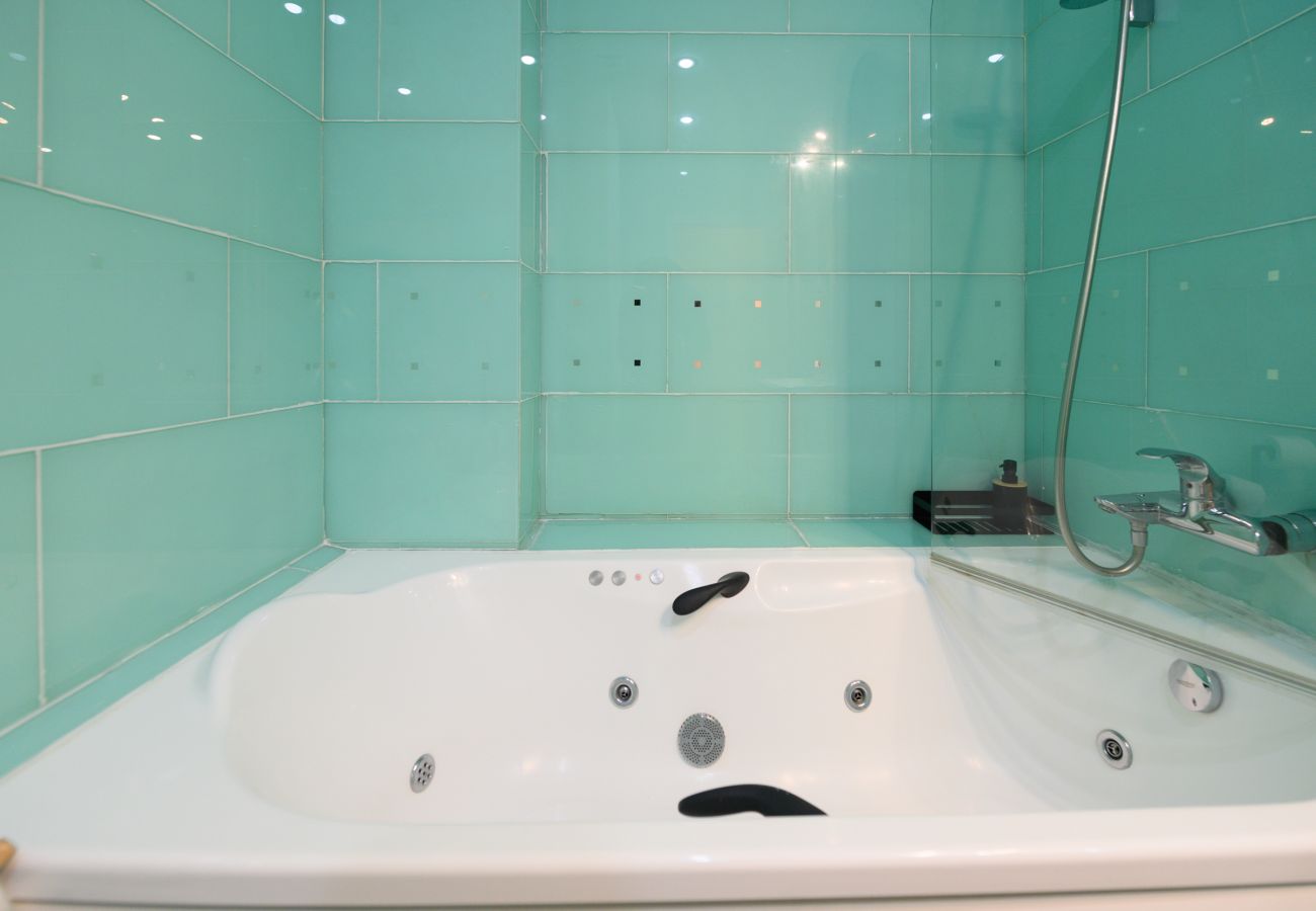 Apartment in Madrid - M (SBE282) Encanto y comodidad en el corazón de M Apartment in Madrid - M (SBE282) Encanto y comodidad en el corazón de M