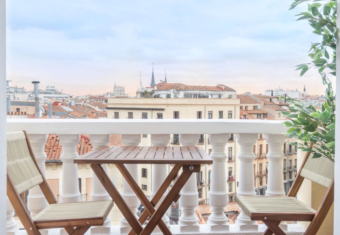 Apartment in Madrid - M (PSM8)Ático con extraordinaria Terraza - Centro Apartment in Madrid - M (PSM8)Ático con extraordinaria Terraza - Centro