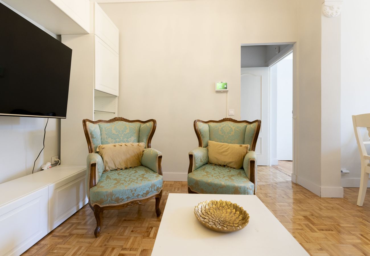 Apartment in Madrid - M (TOL254)Acogedor piso con balcones en el centro  Apartment in Madrid - M (TOL254)Acogedor piso con balcones en el centro