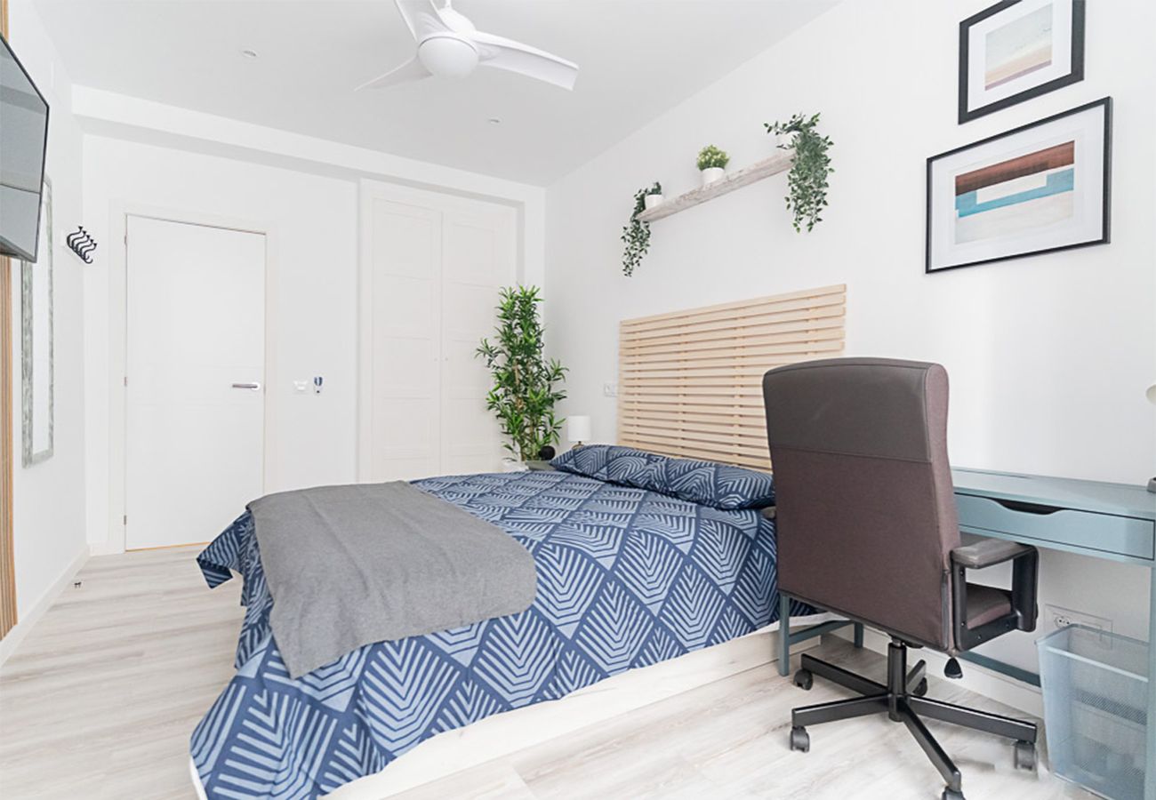 Rent by room in Madrid - M (MLE1734) London: habitación con confort, comodi