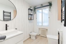 Rent by room in Madrid - M (MLE174) London: habitación con confort, comodid