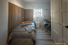 Rent by room in Madrid - M (VDE613) Caracas: habitación perfecta para vivir
