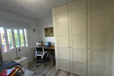 Rent by room in Madrid - M (VAL6133) Caracas: habitación perfecta para vivi