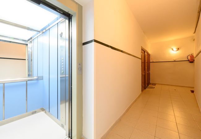 Apartment in Madrid - M (MDL92)Alquiler Mensual en Madrid – Piso moderno Apartment in Madrid - M (MDL92)Alquiler Mensual en Madrid – Piso moderno