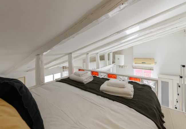 Apartment in Madrid - M (SVF154) Piso tipo loft de 1 dormitorio en el ce Apartment in Madrid - M (SVF154) Piso tipo loft de 1 dormitorio en el ce