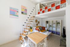Apartment in Madrid - M (SVI15) Piso tipo loft de 1 dormitorio en el ce