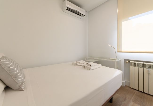 Apartment in Madrid - M (ORE365) Encantador piso de 2 dormitorios con v Apartment in Madrid - M (ORE365) Encantador piso de 2 dormitorios con v