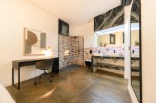 Apartment in Madrid - M (DFE11SI) Elegante piso de dos dormitorios en e