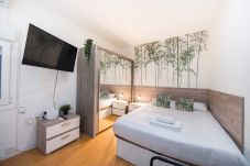 Studio in Madrid - M (ESA80E) Piso en el centro de Madrid - Malasaña