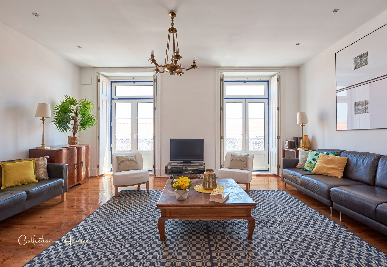 Apartment in Lisbon - BmyGuest Collection | Alfama Tejo Apartment (C135)