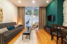 Apartment in Porto - Pátio de Santa Catarina (N77)