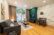 Apartment in Porto - Pátio de Santa Catarina (N77)