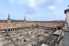 Apartment in Madrid - M (TOL241) Espectacular Piso en la Plaza Mayor