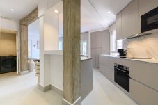 Apartment in Madrid - M (COL164B) Piso de 2 dormitorios en Chamartín