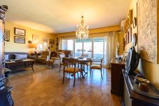 Apartment in Madrid - M (PIR312ºD) Piso 5 dormitorios, 2 baños en Moncl